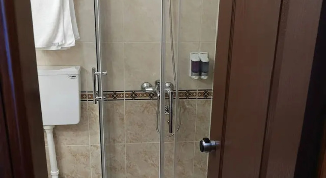 Одноместный номер Standard с балконом Hotel Elegance