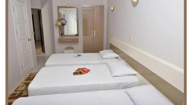 Трёхместный номер Standard Calis Hotel