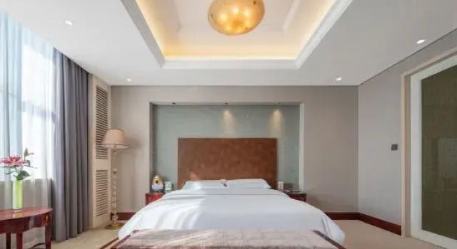 Люкс Jinding Mingdu International Hotel