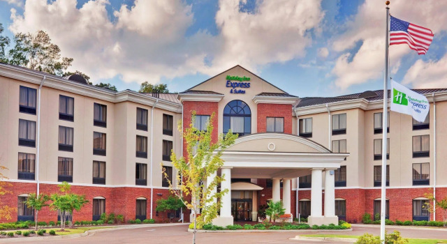Holiday Inn Express & Suites Flowood by IHG, Buchen Sie Hotel Flowood Mississippi