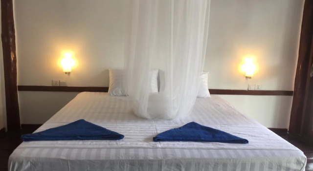 Malibu Hostel