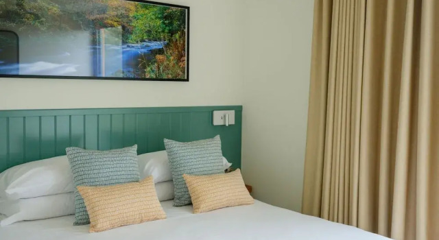 Meadow 2 Bedroom Lodge 40