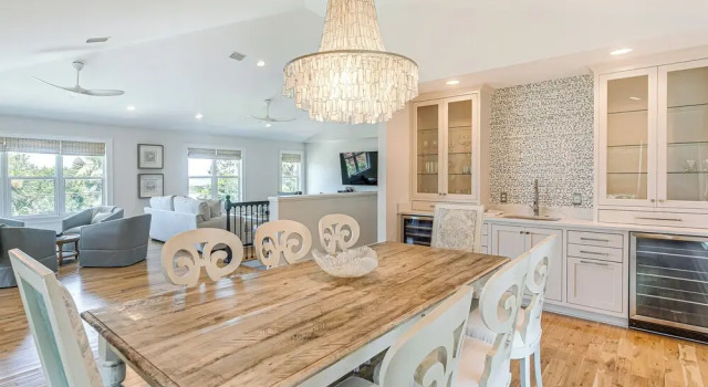 Spacious Jekyll Island Home: Steps to the Ocean!, Забронировать Отель Отели Острова Джекилл 3 звезды, 3*