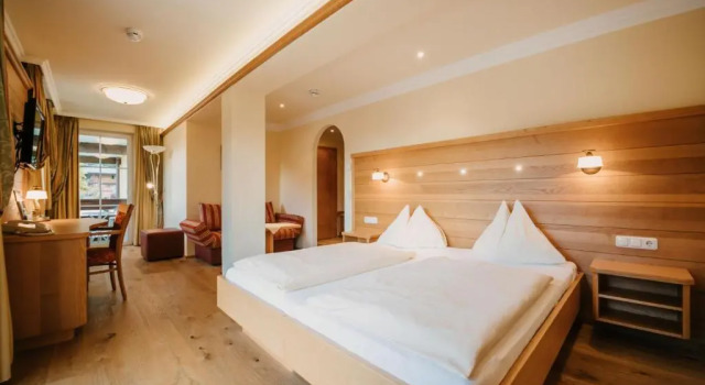 Двухместный номер Standard с балконом Hotel Guggenberger