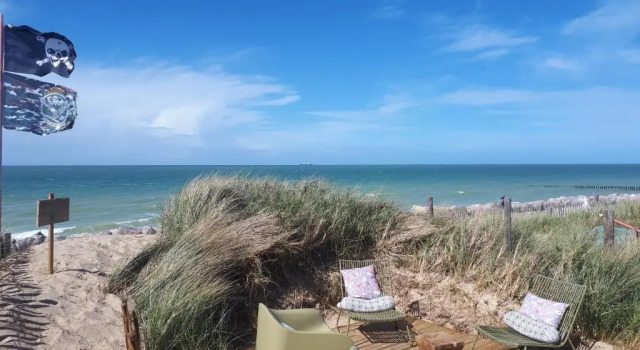 Коттедж sangatte " Les pieds dans l'eau" maison front de mer pleine de charme Cap Blanc Nez Côte d'Opale