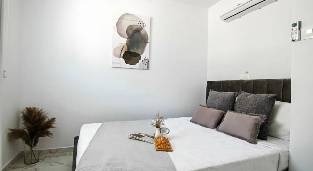 Phaedrus Living: Seaside Luxury Flat Athina 21
