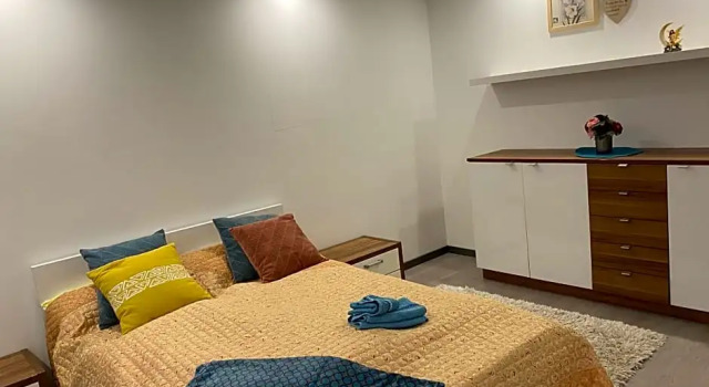 Appartement in Essen,Privatzimmer Gasthaus WLAN, Prenota Appartamento Kray Essen