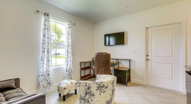 Beach-hop & Golf! Port St Lucie Apt w/ Shared Yard, Book Lejlighed Port St. Lucie Florida