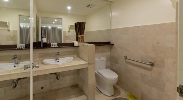 Четырёхместный номер Standard Selah Garden Hotel Manila