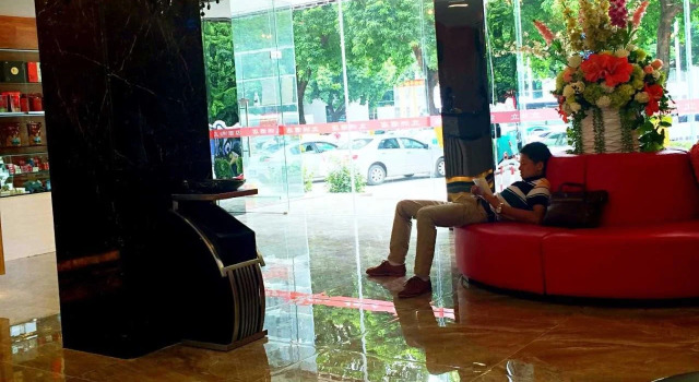 Lizhou Hotel (Gongbei Port Light Rail Station), Boek Hotel Hotels in Guangdong met parkeren, Parkeren
