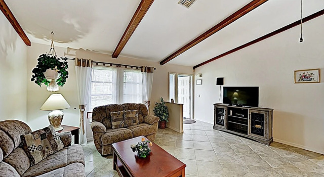 Dreamy In Quiet Neighborhood W/ Caged Pool 3 Bedroom Home, Забронировать Дом для отпуска Виллы Кейп-Корал, Вилла