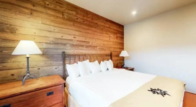 Коттедж Red Hawk Townhomes 4 Bedroom - 200 Yards to Gondola!