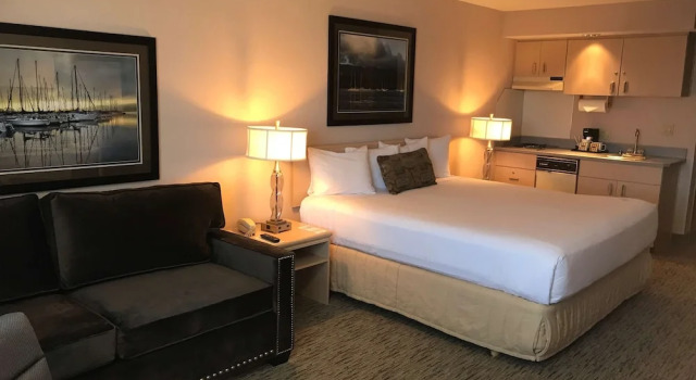 Люкс Shilo Inn Suites Warrenton