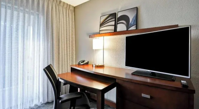 Номер Deluxe Courtyard by Marriott Jacksonville Airport/ Northeast