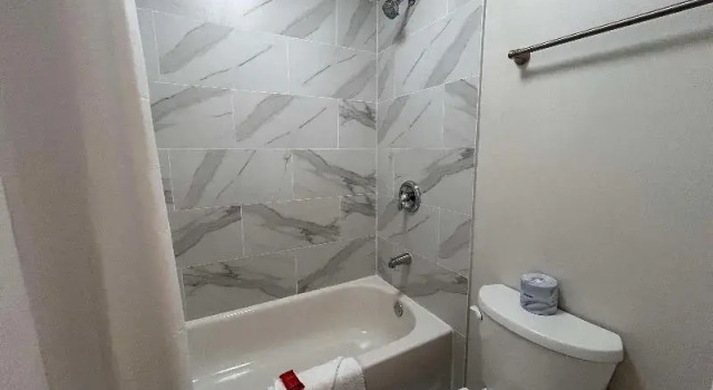 Четырёхместный номер Standard SureStay by Best Western Kapuskasing