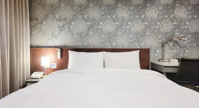 Двухместный номер Business The Galerie Hotel