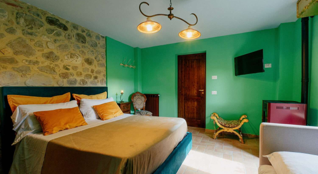 Casale Serena 1912, Book Hotel Hoteller i Fabro med parkering, Parkering