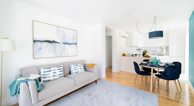 Blue by the River 2 - elegant two-bedroom in Santos, Забронировать Отель Лиссабон Эстремадура, рядом с Ботанический сад Jardim do Torel