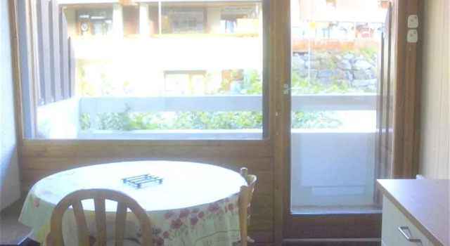 Apartment With 2 Bedrooms in Huez, With Wonderful Mountain View and Fu