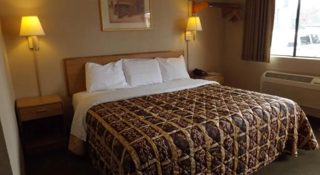 Номер Standard Executive Inn