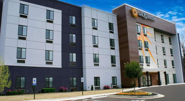 La Quinta Inn & Suites by Wyndham Memphis East