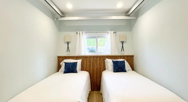 Люкс Deluxe Oasis by the Bay Vacation Suites