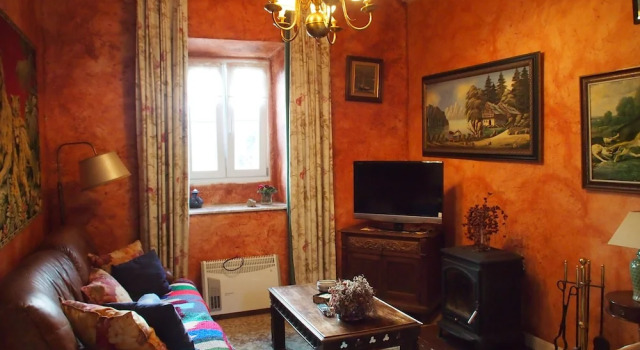 Casa La Cuerna - Casas de los Picos, Prenota Hotel Hotel a Asturie con parcheggio, Parcheggio