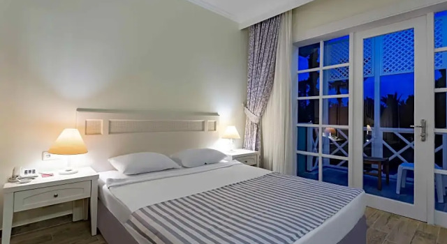 Клубный полулюкс Asteria Family Resort Side (Ex. Euphoria Palm Beach)