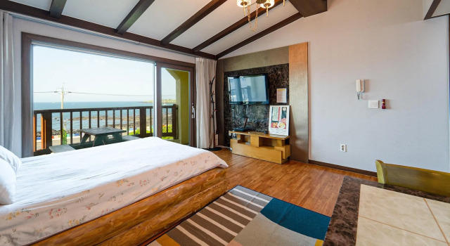 Jeju New HaeAn PungGyeong Pension