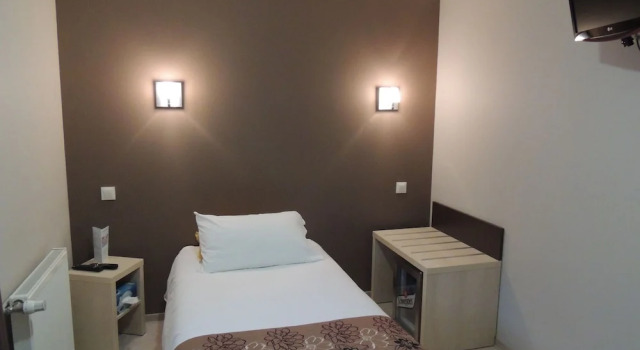 Номер Standard Logis Hôtel Restaurant de la Dore