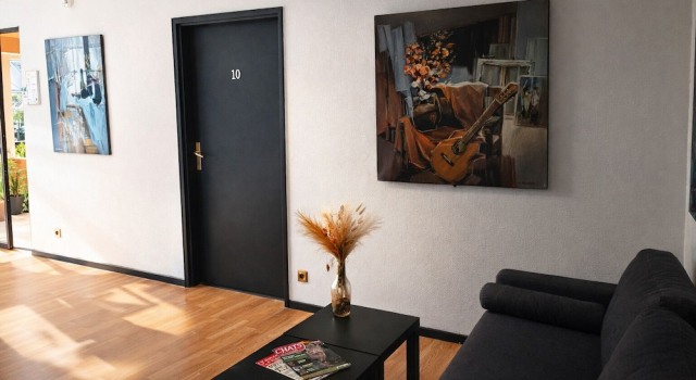 Hôtel Restaurant Arts et Millésimes, 预订 酒店 埃苏瓦 Aube