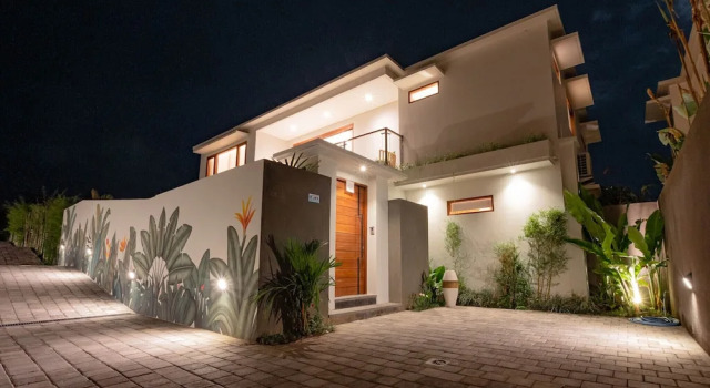 Arama Villas, Rezervovat Vila Hotely v Bali se snídaní, Snídaně
