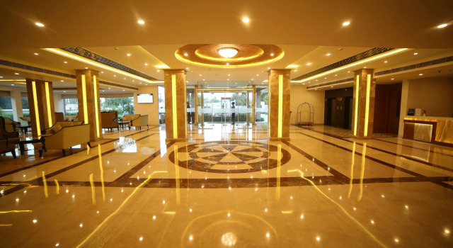 Ramada by Wyndham Varanasi Katesar