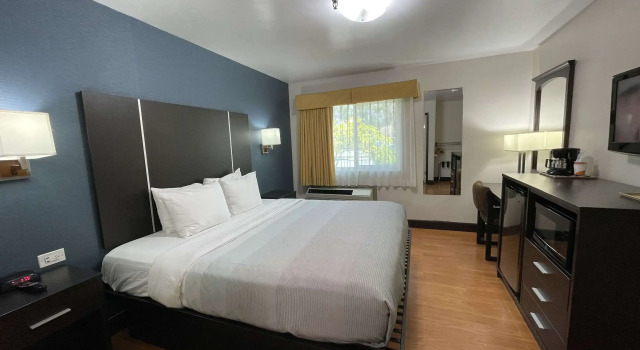 Двухместный номер Standard Quality Inn Ontario Airport Convention Center