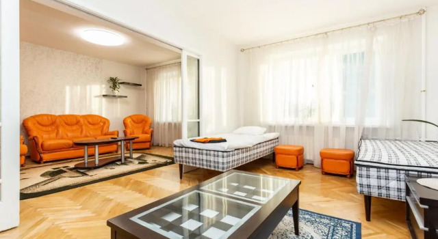 3 room central apartmend 90m2 free parking, Rezervovat Hotel Hotely v Harjumaa s parkováním, Parkování