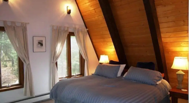 Коттедж The Rendezvous 3 Bed 2 Bath