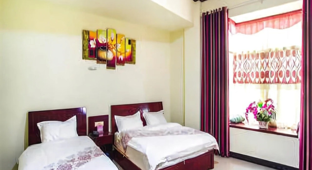 Sirilora Hotel