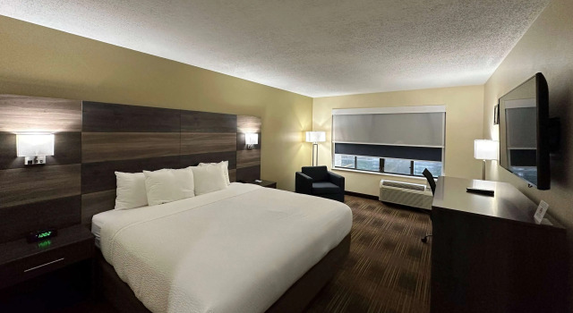 AmericInn by Wyndham Fort Atkinson