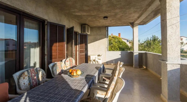 Апартаменты Apartment Paola for Max 7 Pax with 3 Bedrooms Large Garden And Spacious Balconies Overlooking the Sea