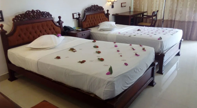 Sarathchandra Tourist Guest House