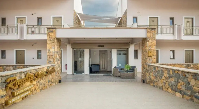 Royalty Suites, Rezervovat Hotel Hotely v Sithonia s parkováním, Parkování