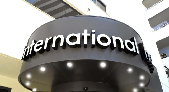 International Hotel & Suite