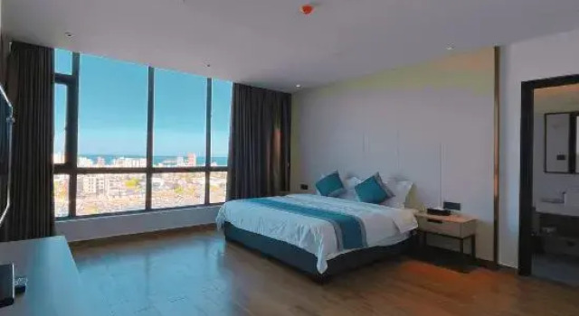 Люкс с 4 комнатами с красивым видом из окна Guangming Garden Hotel Huixian