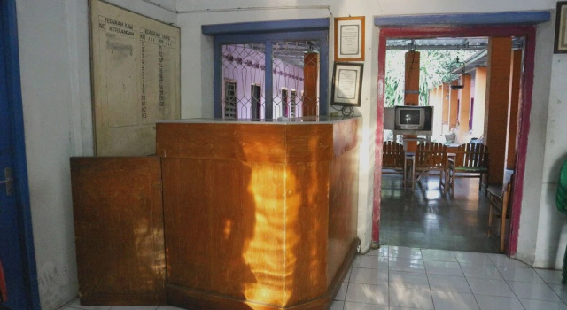 Aman Family Inn by OYO Rooms