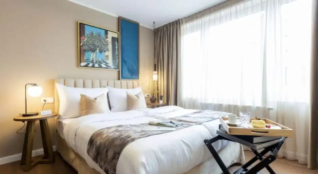 Delphi Hotel & Restaurant