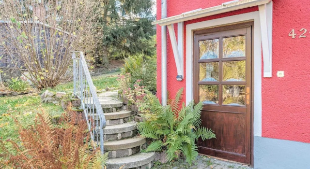 Spacious Apartment near Lake in Guntersberge