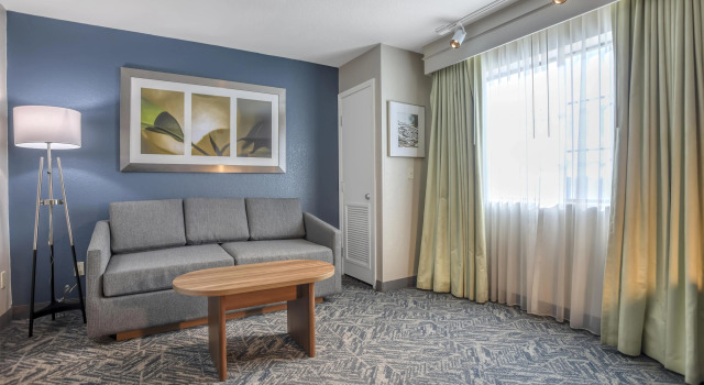 Четырёхместный люкс Best Western Hesperia-Victorville Suites