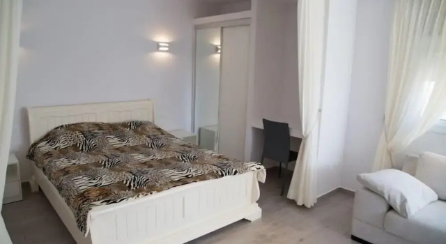 Люкс The Seasons Beach Design Studio Sea View