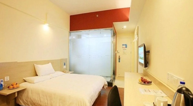 Hanting Express Wuhan Dunkou Development Zone, Prenota Hotel Dunkou Hubei