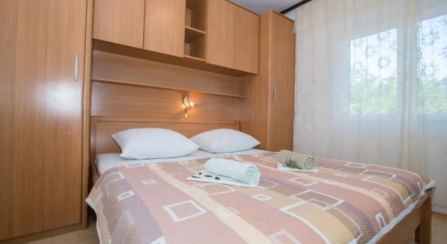 Apartments Dania, Varaa Huoneisto Hotellit Kvarner Islands uima-altaalla, Uima-allas